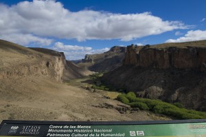 Télam 03/03/20163Río Pinturas-Santa Cruz, Las pinturas rupestres de la Cueva de las Manos, en medio de la meseta de Santa Cruz, conmueven a los miles de turistas que las visitan cada año en el cañadón del río Pinturas, de 150 kilómetros de largo y un ancho promedio de 500 metros.Foto:Florencia Downes/cgl
