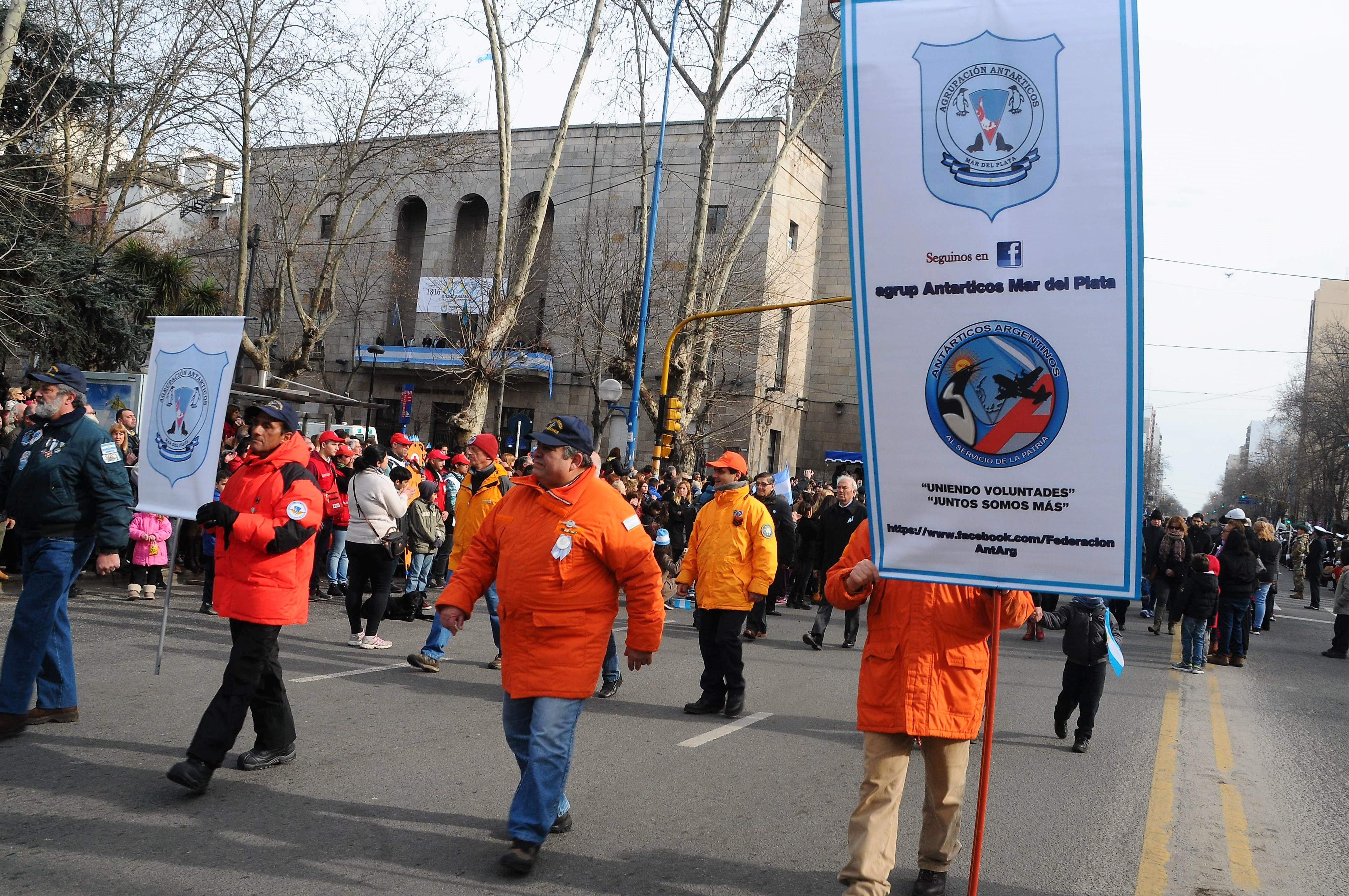 DESFILE79